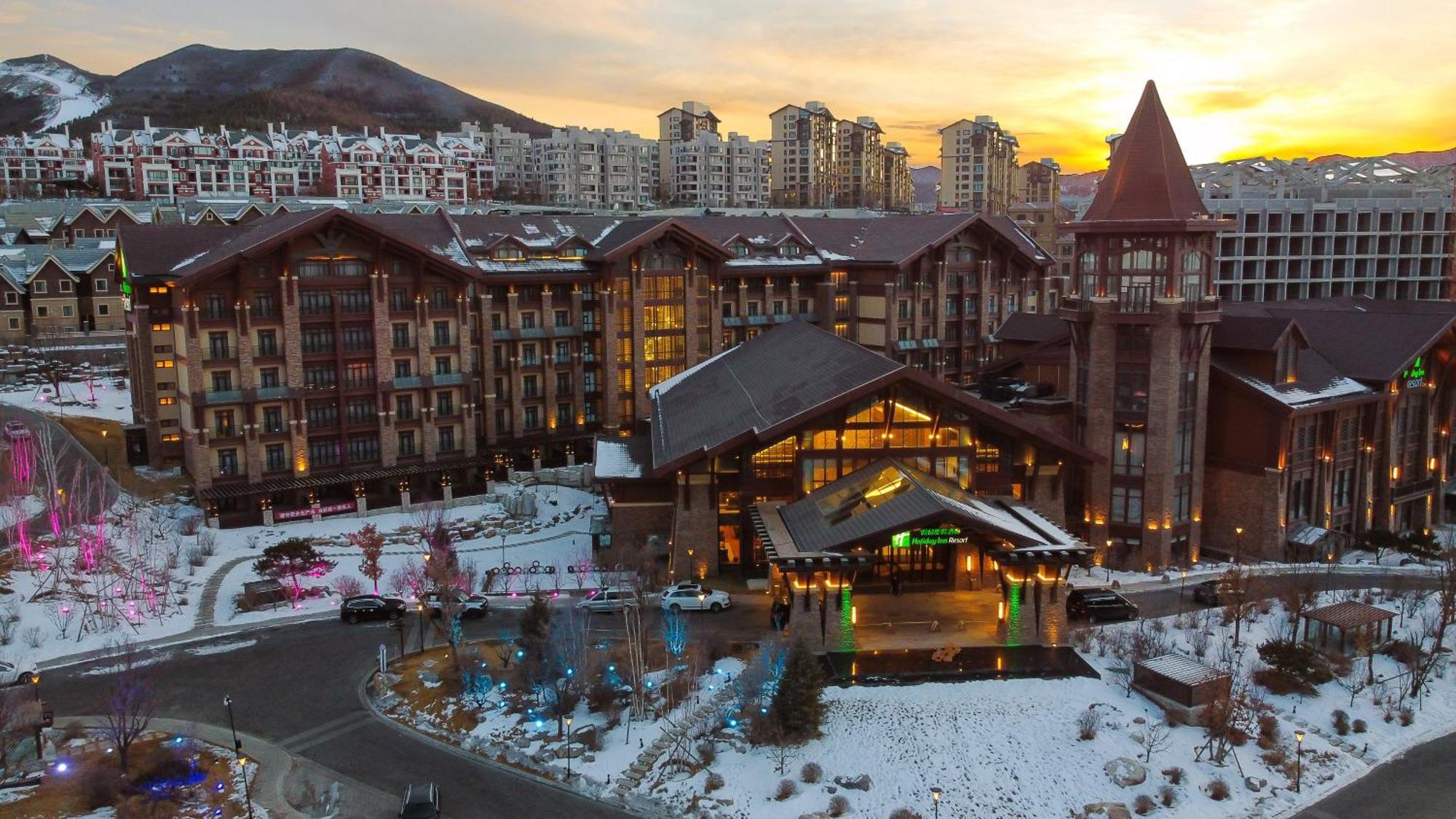 Holiday Inn Resort Zhangjiakou Chongli, An Ihg Hotel Zewnętrze zdjęcie